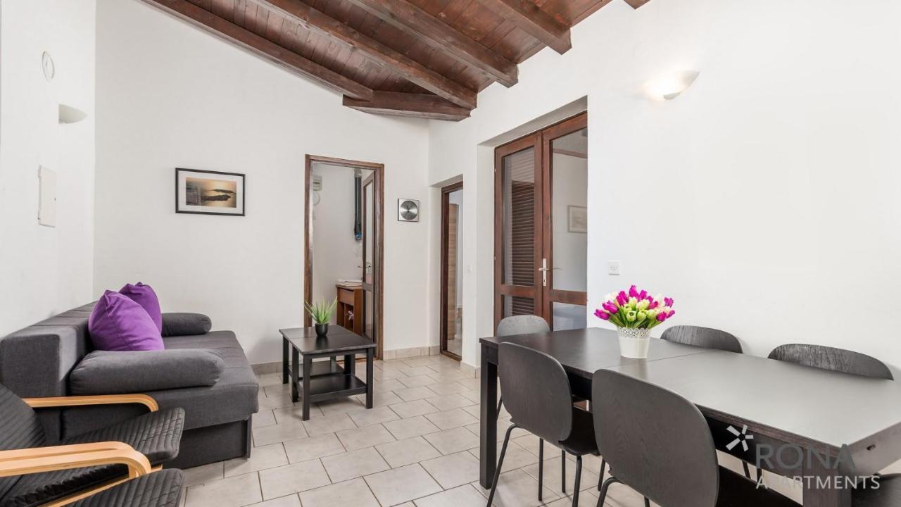 Rona Holiday Home Ana Poreč Zewnętrze zdjęcie