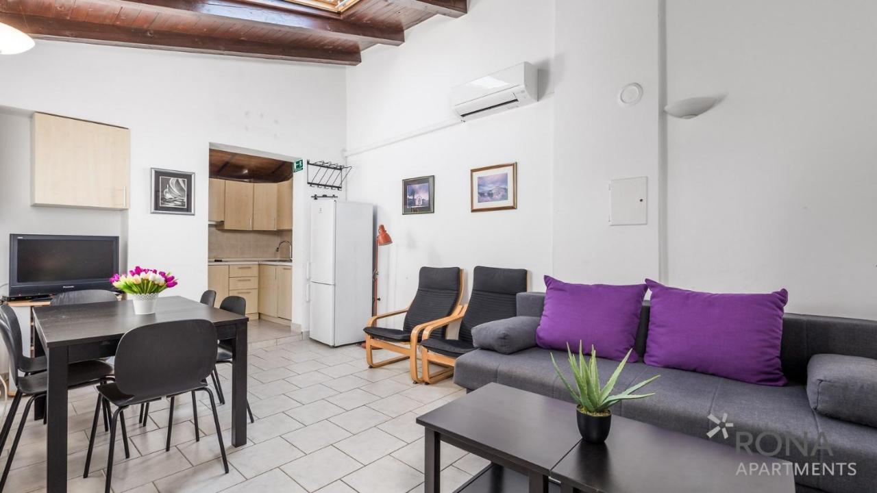 Rona Holiday Home Ana Poreč Zewnętrze zdjęcie